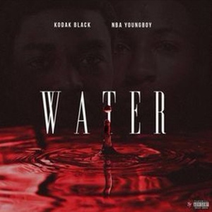 日本老师内急peeVK
